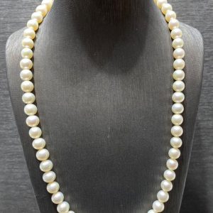 Girocollo perle freshwater mm 6,5-7 mm con sfera centrale in oro bianco 18kt art. GRP61/2-7M